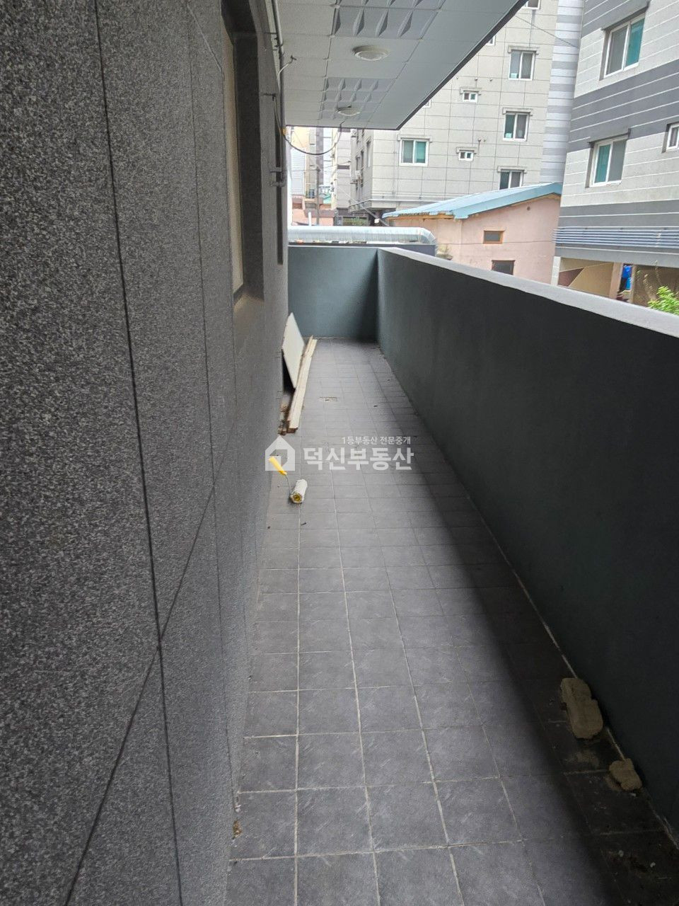 울산 울주군 온산읍 덕신리 온산읍사무소앞. 무권리. 엘레베이터. 버스정류장 월세 매물번호 10057 사진 3