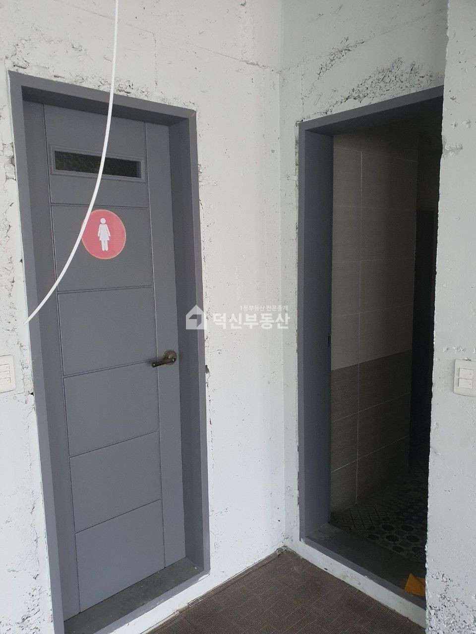 울산 울주군 온산읍 덕신리 온산읍사무소앞. 무권리. 엘레베이터. 버스정류장 월세 매물번호 10057 사진 6
