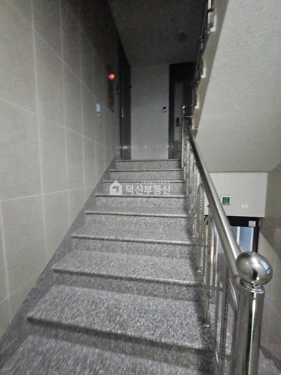 울산 울주군 온산읍 덕신리 630-33 1층2층상가 3층4층다가구 주인세대O 매매 매물번호 10078 사진 9